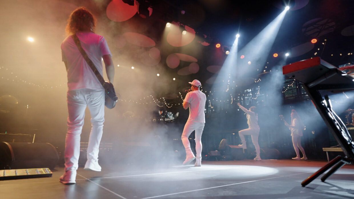 Live musical performance